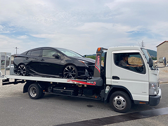 積載車・レッカー対応